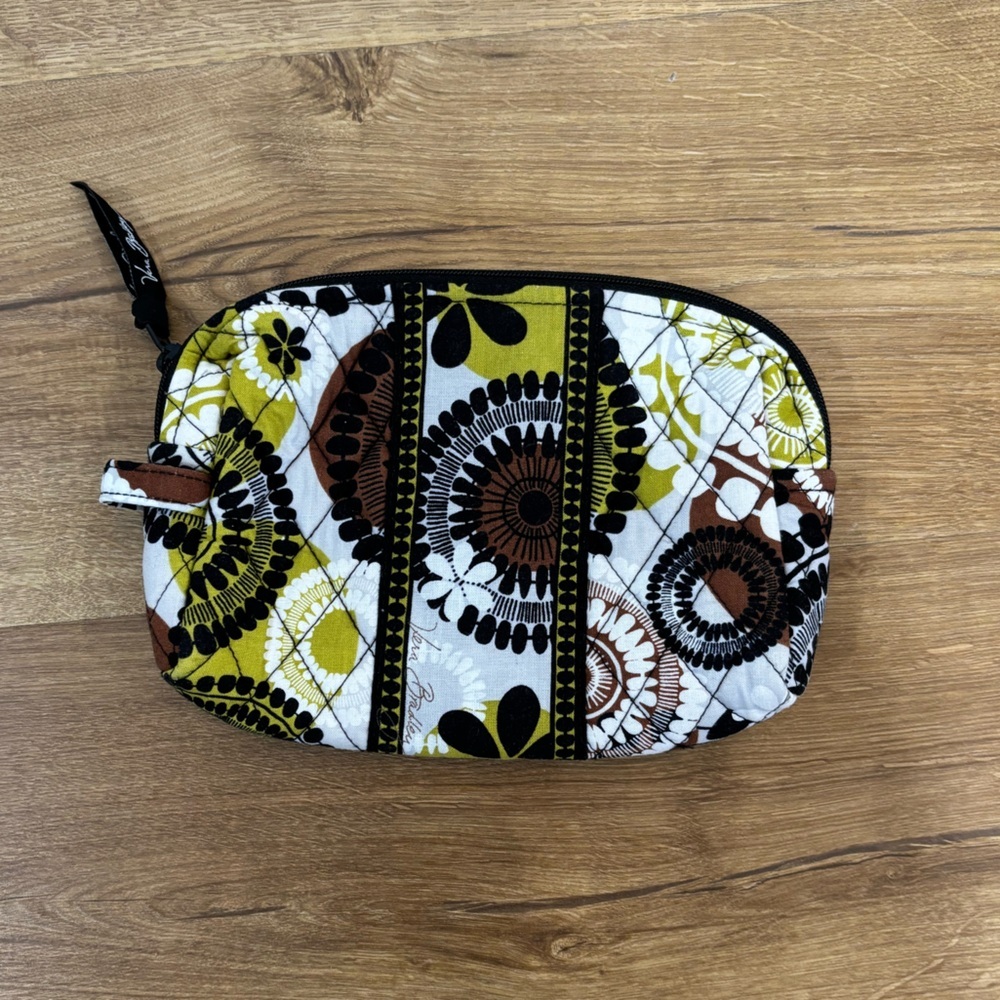 Vera Bradley Cocoa Moss Quilted Fabric Cosmetic Pouch